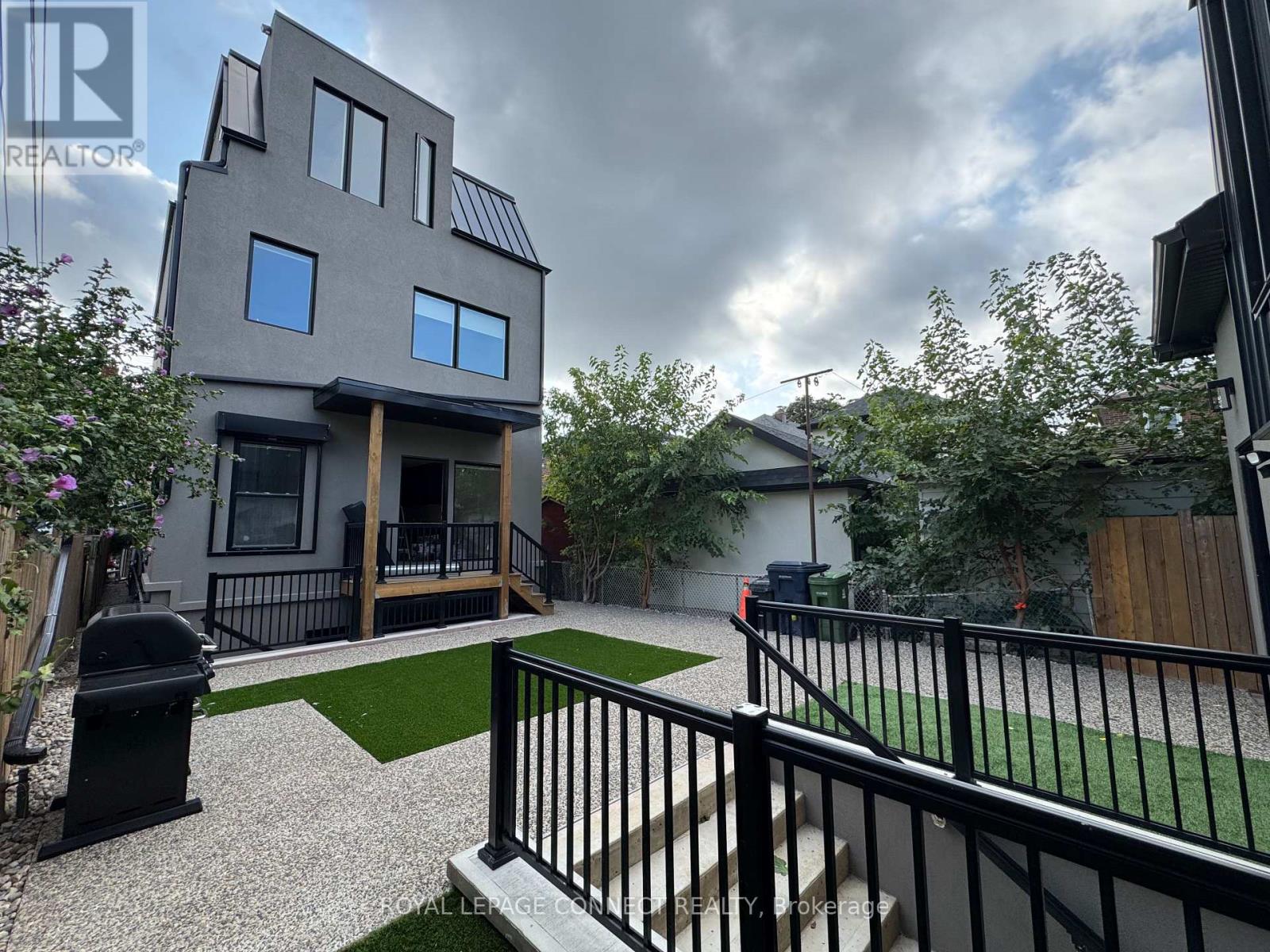 B - 696 Winona Drive, Toronto, Ontario  M6C 3V9 - Photo 8 - C12512254