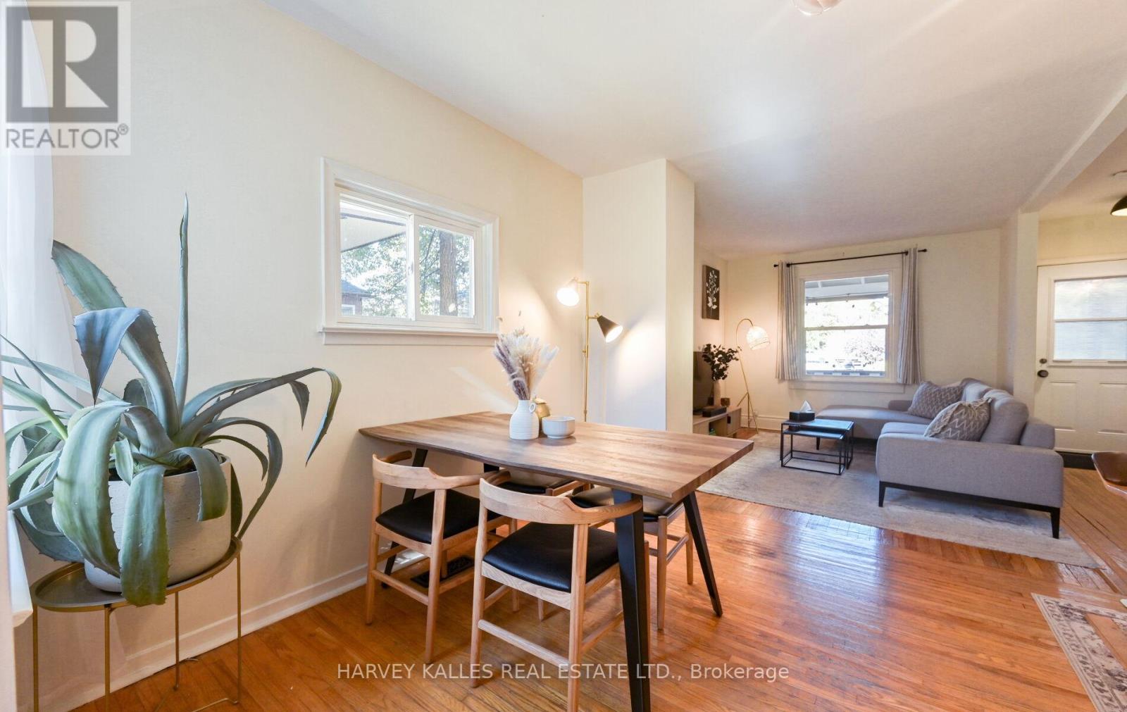 85 Montgomery Avenue, Toronto, Ontario  M4R 1E1 - Photo 13 - C12512276