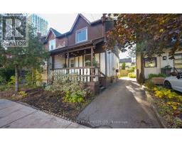 85 MONTGOMERY AVENUE, Toronto, Ontario