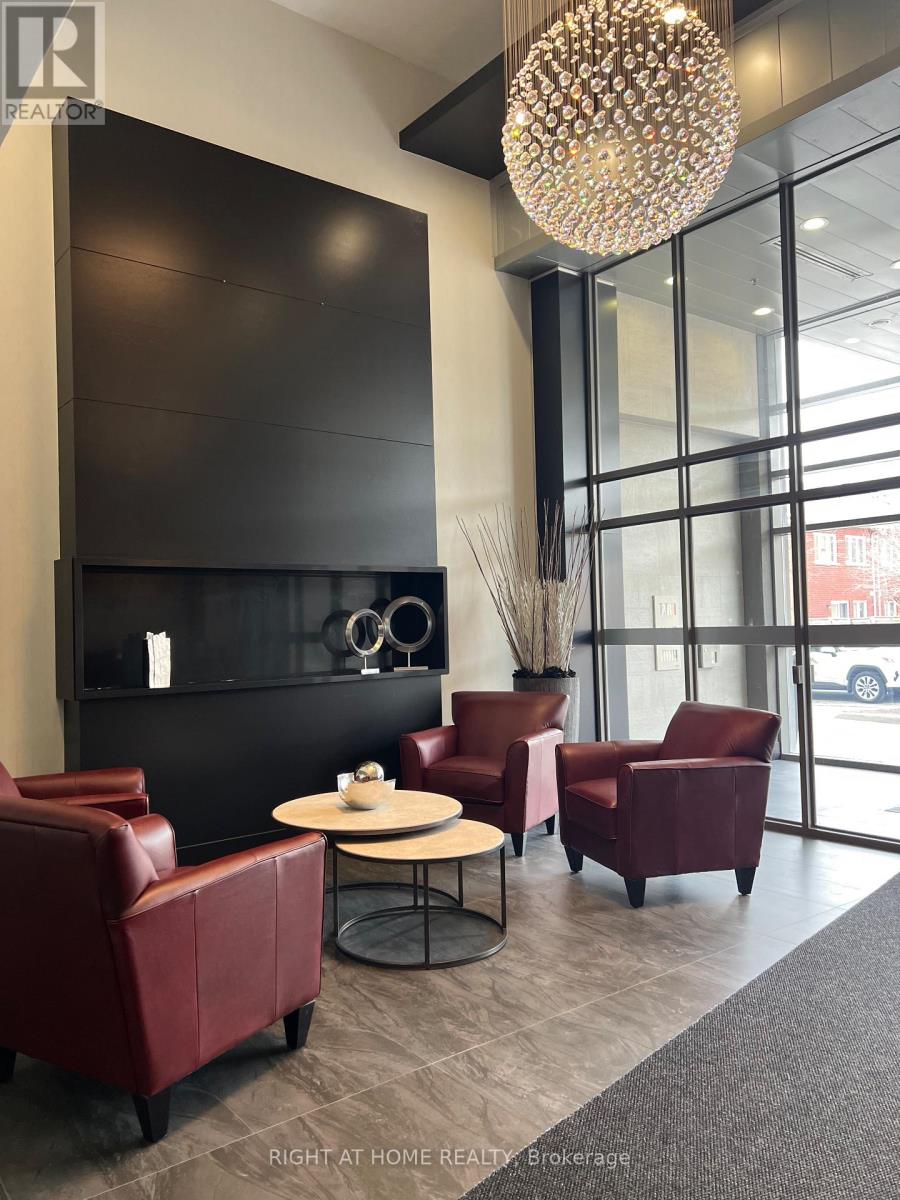 628 - 120 Dallimore Circle, Toronto, Ontario  M3C 4J1 - Photo 5 - C12512298