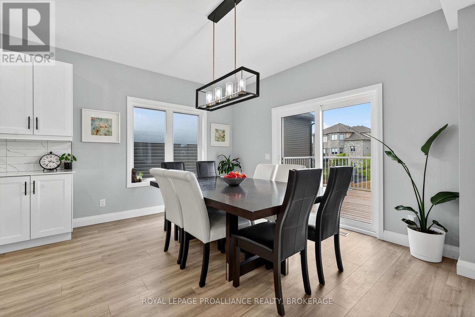 1520 Berkshire Drive, Kingston, Ontario  K7P 0S7 - Photo 10 - X12512532