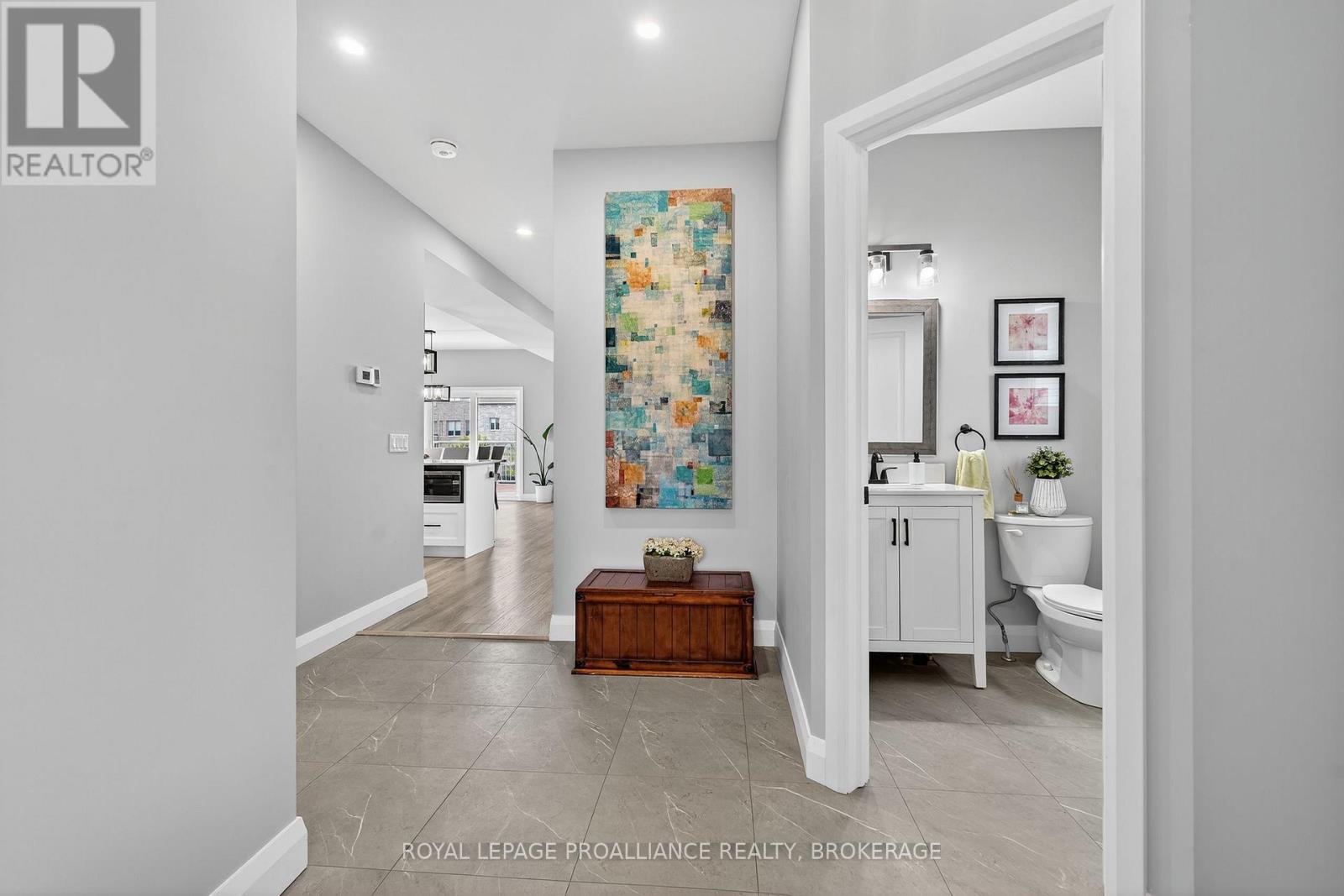 1520 Berkshire Drive, Kingston, Ontario  K7P 0S7 - Photo 4 - X12512532