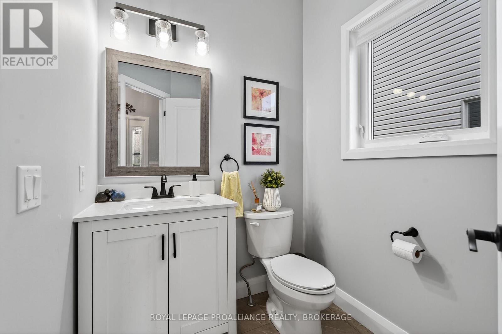 1520 Berkshire Drive, Kingston, Ontario  K7P 0S7 - Photo 5 - X12512532