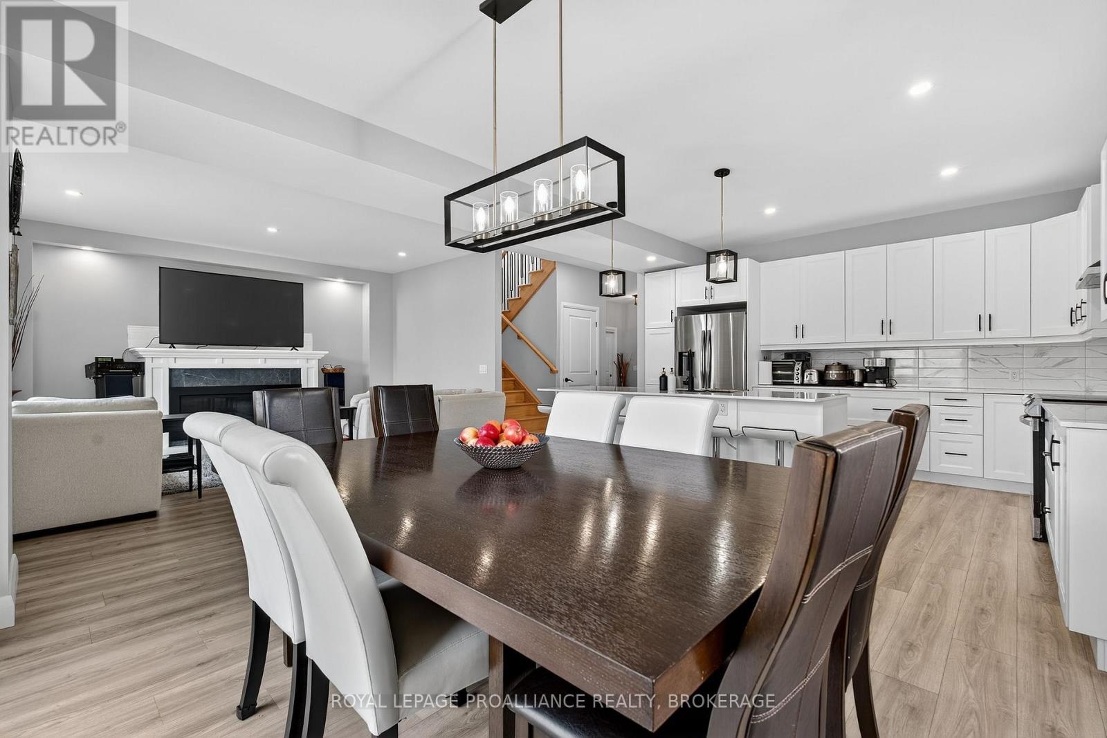 1520 Berkshire Drive, Kingston, Ontario  K7P 0S7 - Photo 9 - X12512532