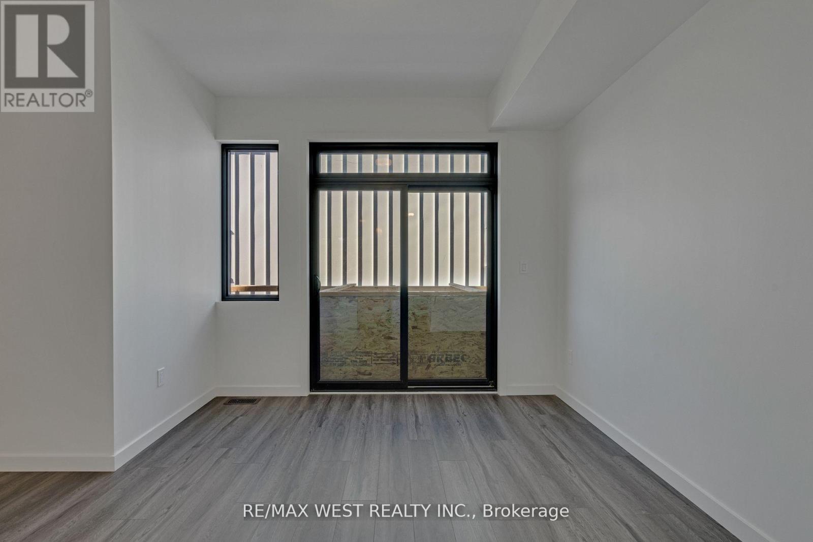 10 Rainwater Lane, Barrie, Ontario  L4N 9J6 - Photo 17 - S12495220