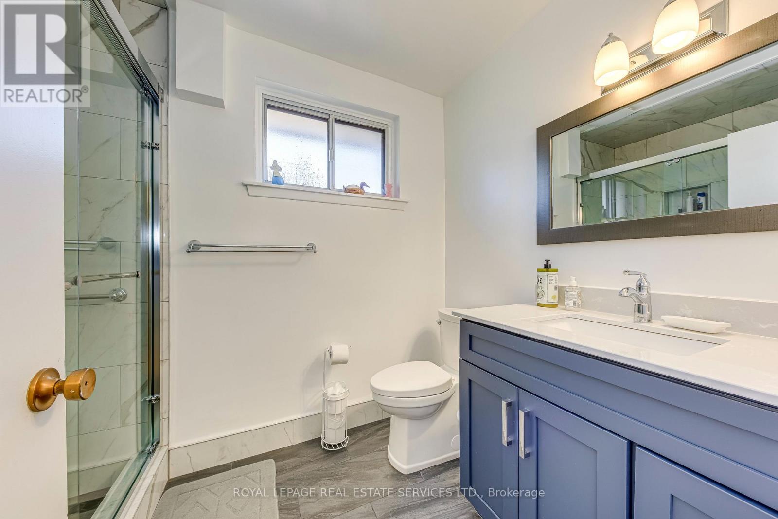 3196 Sunnyhill Drive, Mississauga, Ontario L4X 2K4 - Photo 29 - W12508722