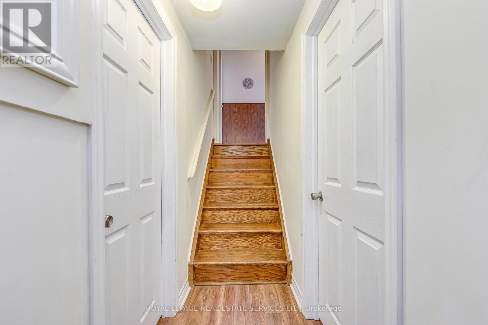 3196 Sunnyhill Drive, Mississauga, Ontario L4X 2K4 - Photo 31 - W12508722