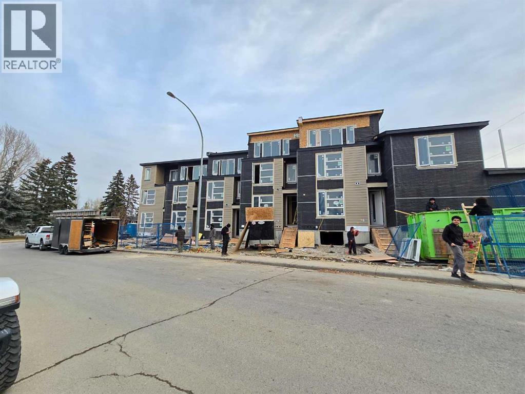 4767 Montana Crescent, Calgary, Alberta  T3B 1E6 - Photo 3 - A2268220