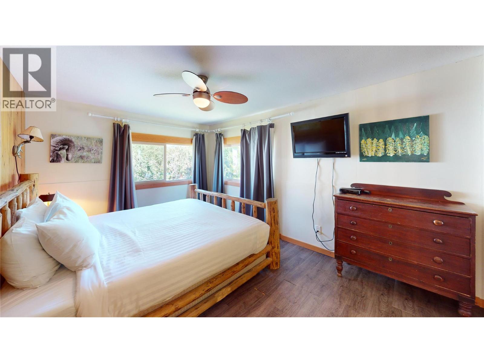 1142 10 Avenue, Fernie, British Columbia  V0B 1M0 - Photo 16 - 10359998