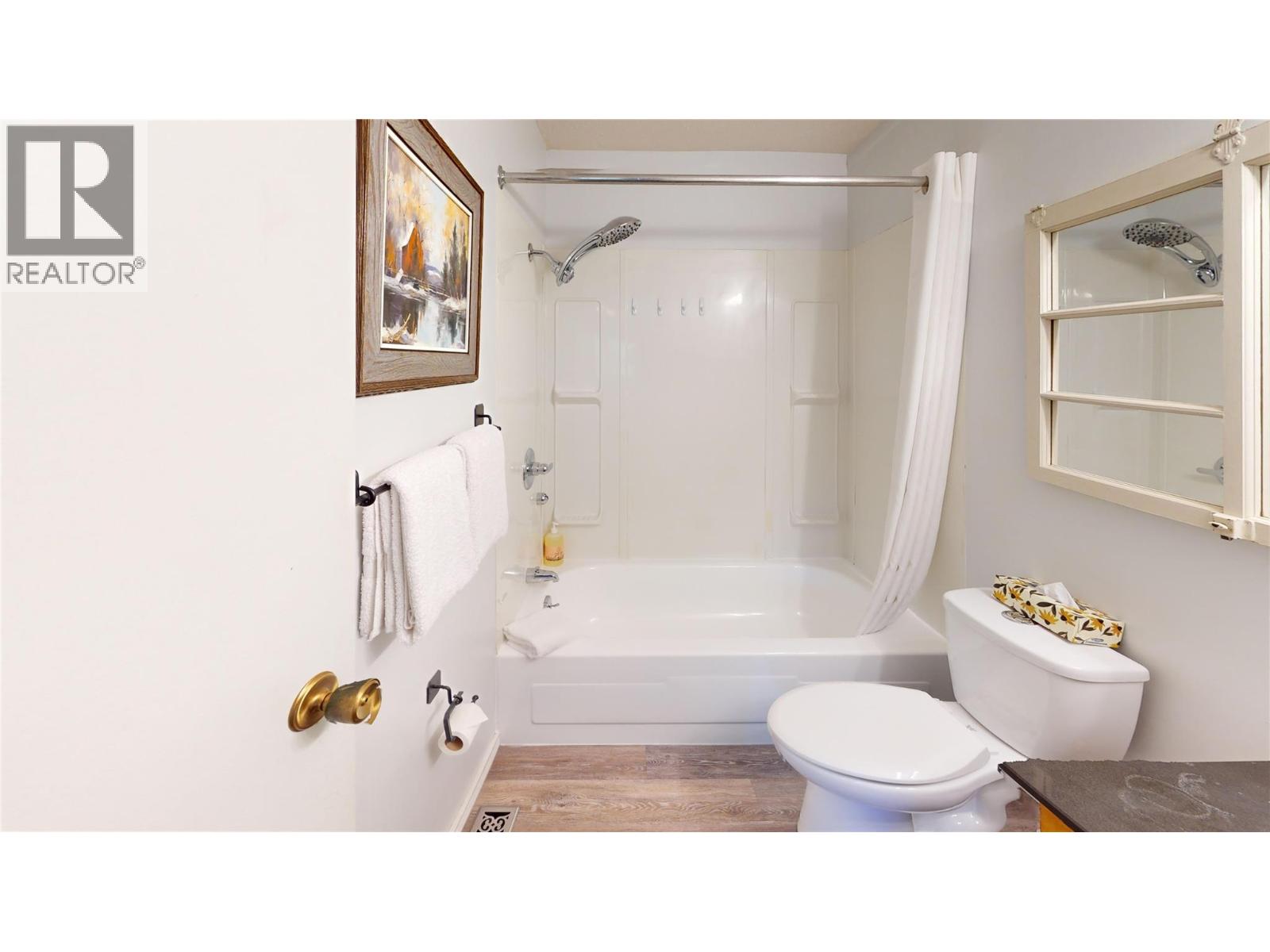 1142 10 Avenue, Fernie, British Columbia  V0B 1M0 - Photo 19 - 10359998