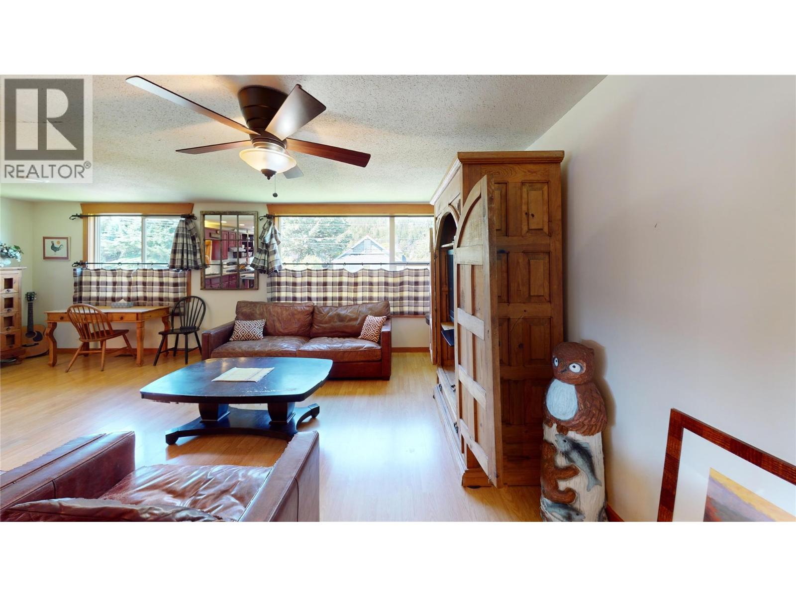 1142 10 Avenue, Fernie, British Columbia  V0B 1M0 - Photo 7 - 10359998