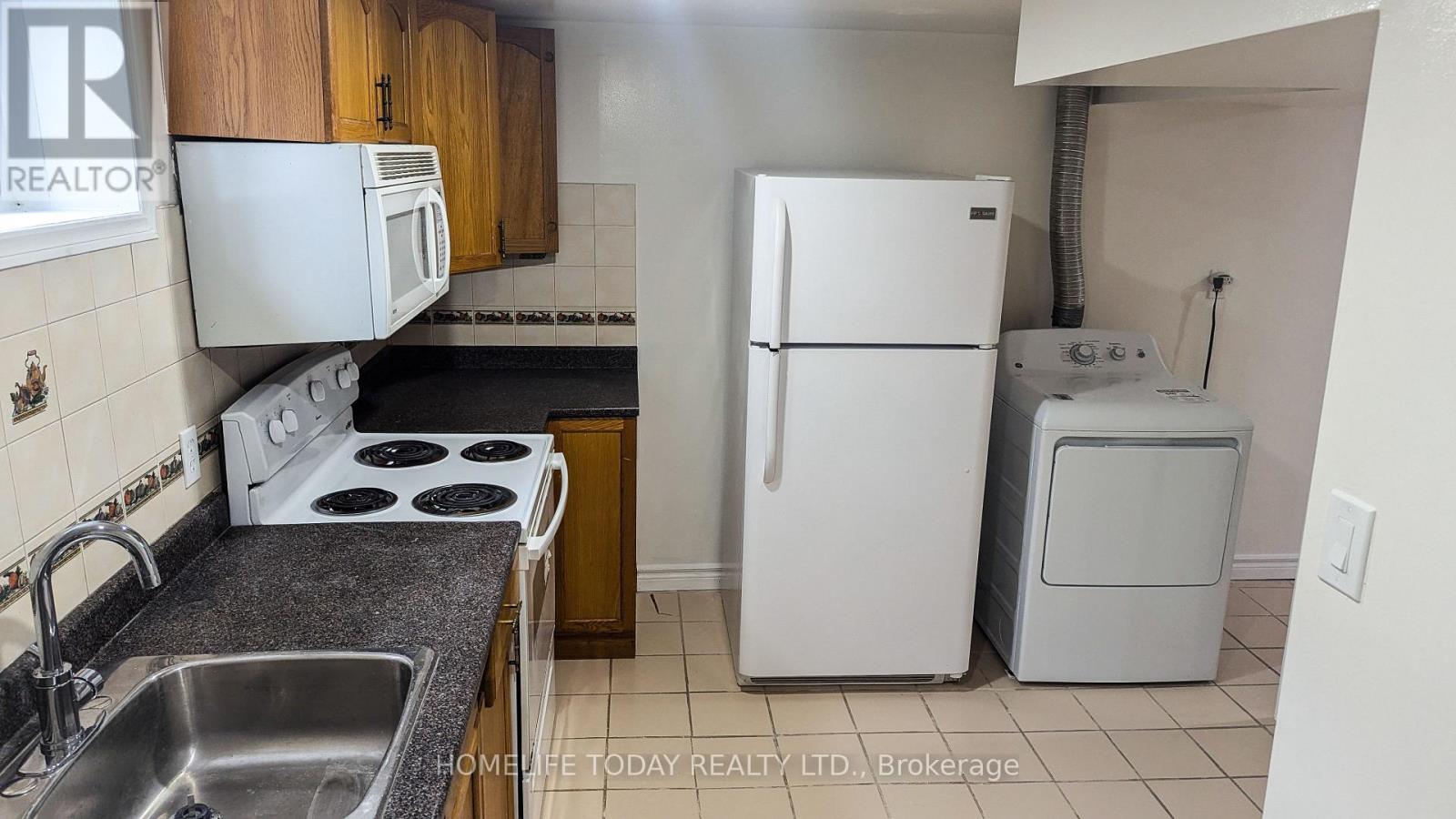 Bsmt - 9 Gemshaw Crescent, Toronto, Ontario  M1B 1L3 - Photo 4 - E12512206