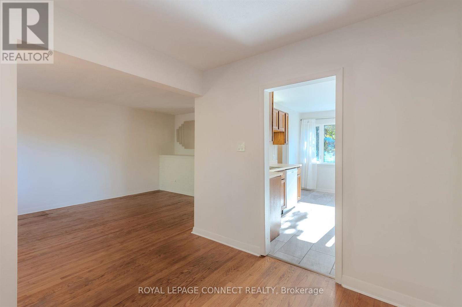 66 Painted Post Drive, Toronto, Ontario  M1H 1T2 - Photo 2 - E12512218