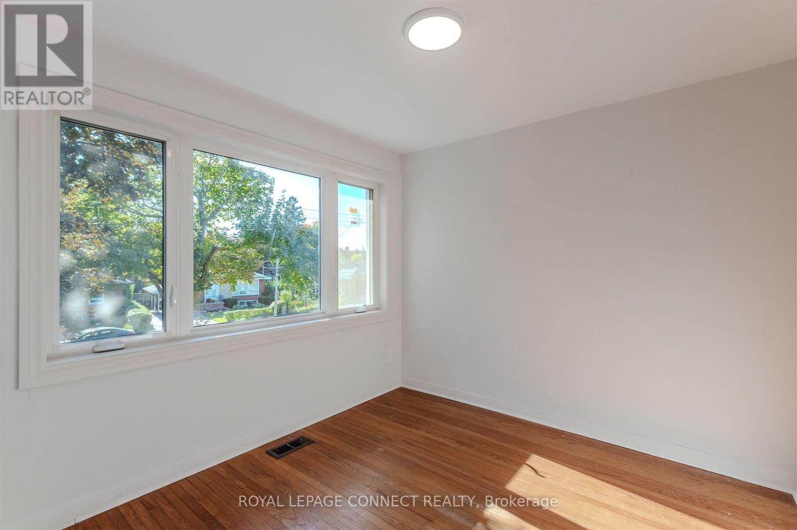 66 Painted Post Drive, Toronto, Ontario  M1H 1T2 - Photo 8 - E12512218