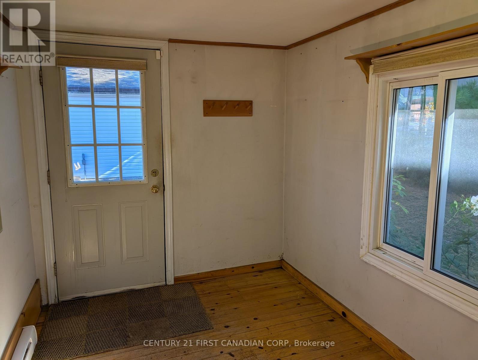 27 Briscoe Street W, London South, Ontario N6J 1M2 - Photo 6 - X12512318