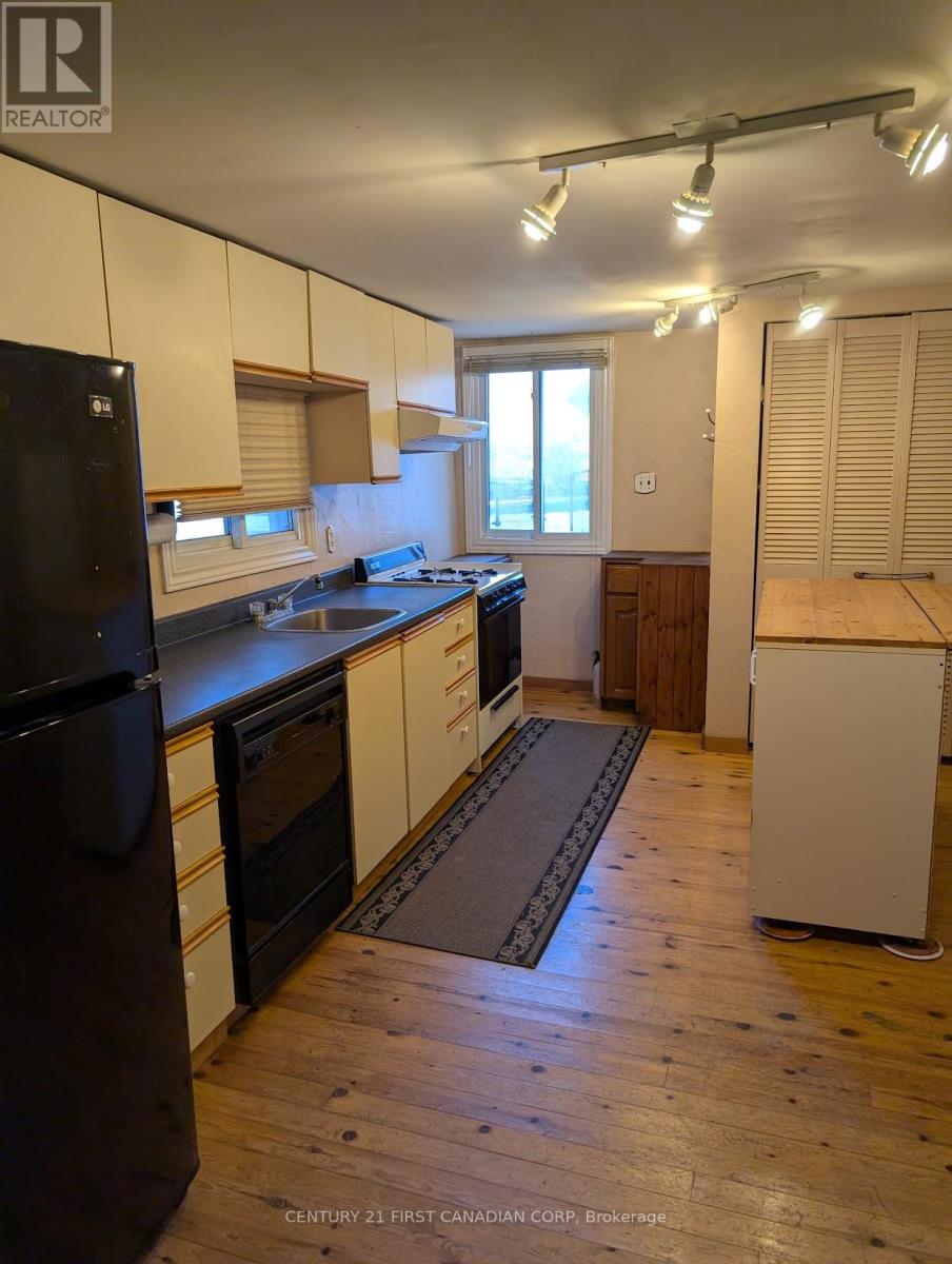 27 Briscoe Street W, London South, Ontario N6J 1M2 - Photo 8 - X12512318