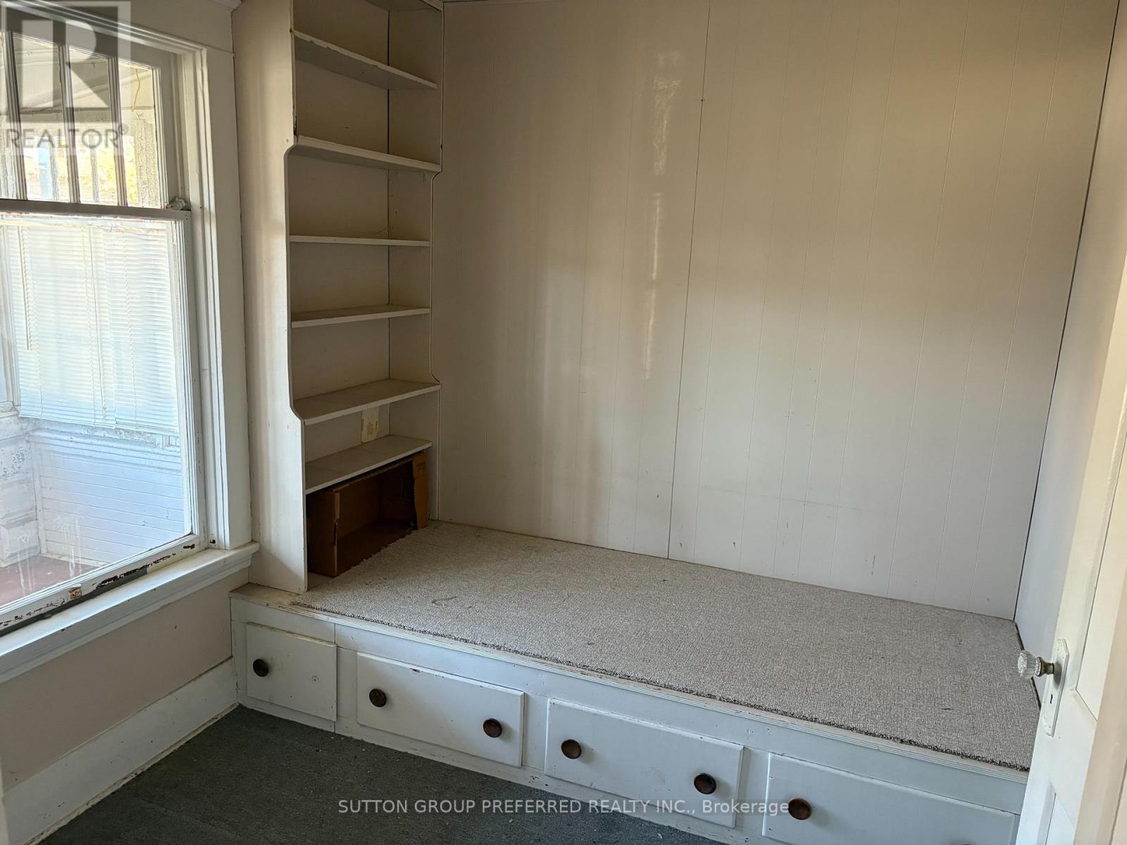 130 Arundell Street, London East, Ontario  N5Z 2J9 - Photo 3 - X12512598