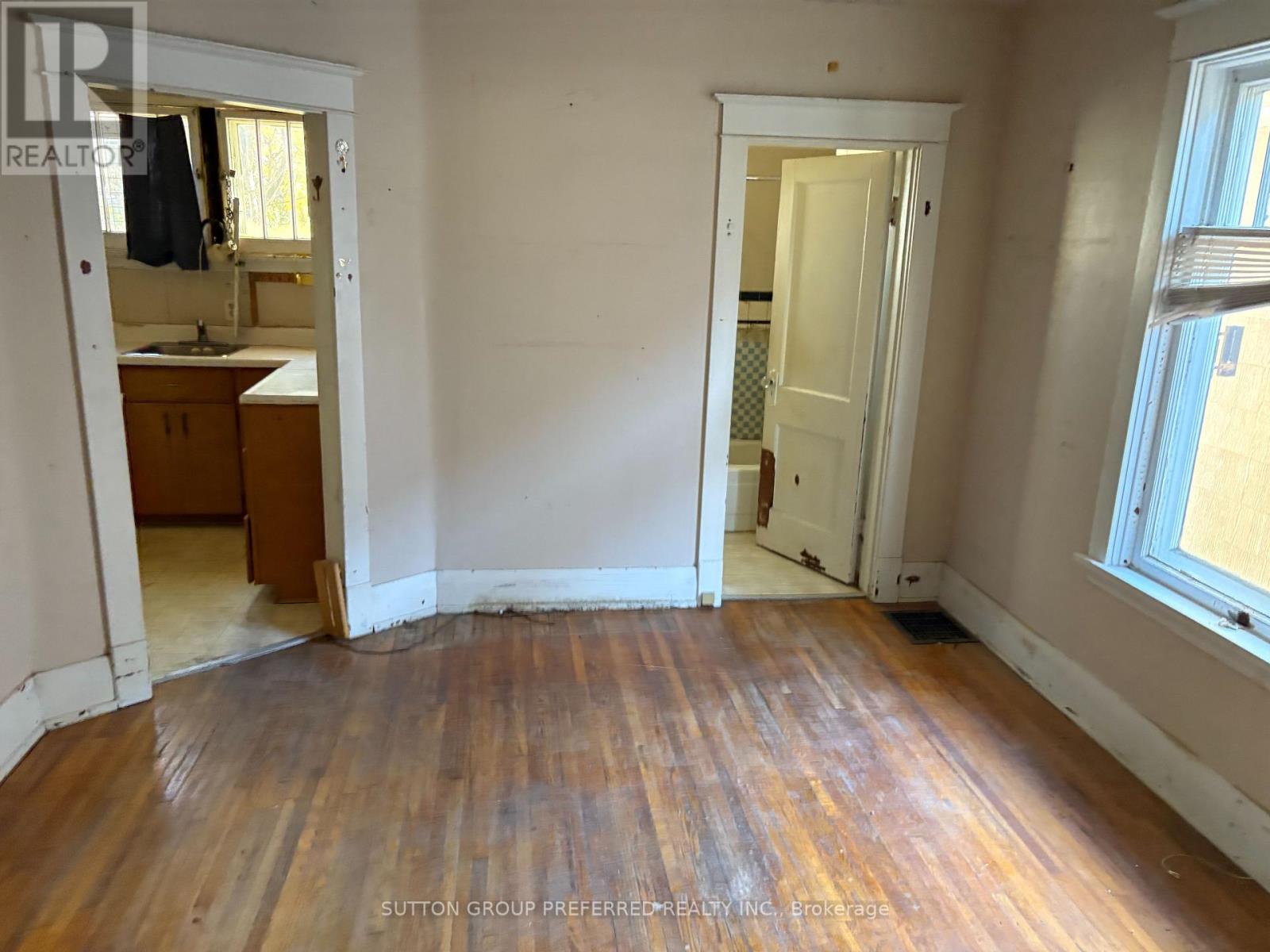 130 Arundell Street, London East, Ontario  N5Z 2J9 - Photo 6 - X12512598