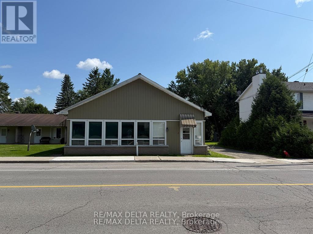 2248 LAVAL ROAD, Clarence-Rockland, Ontario