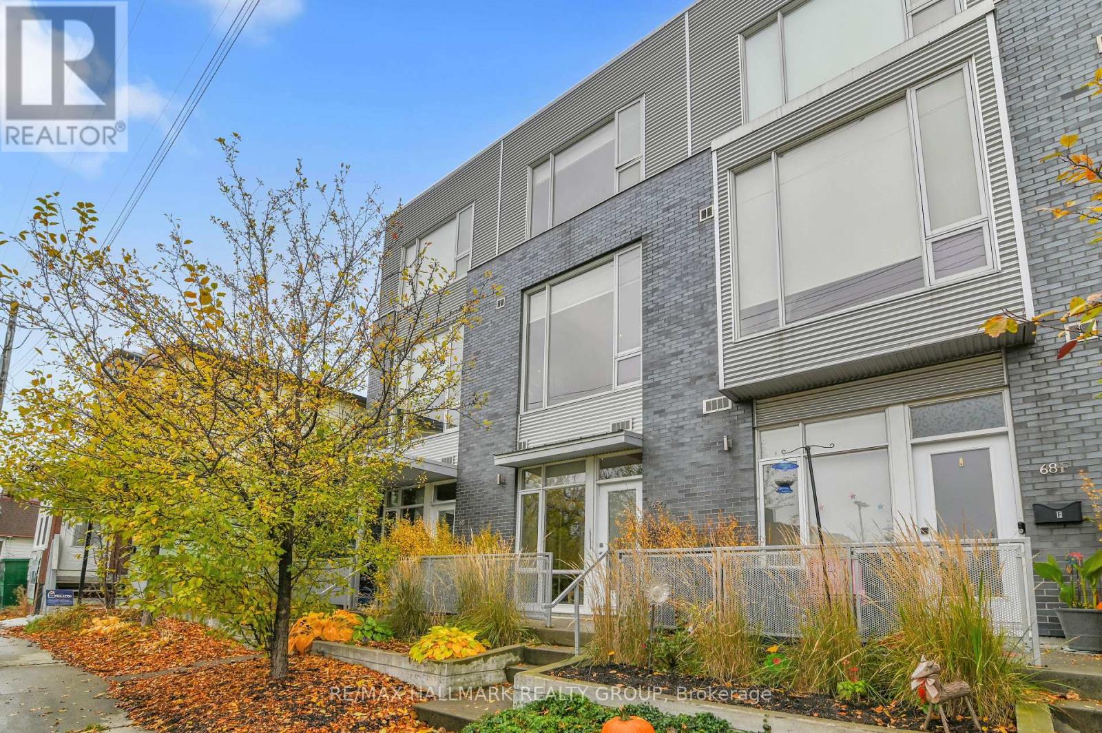 68G STONEHURST AVENUE, Ottawa, Ontario