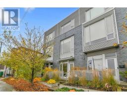 68G STONEHURST AVENUE, Ottawa, Ontario