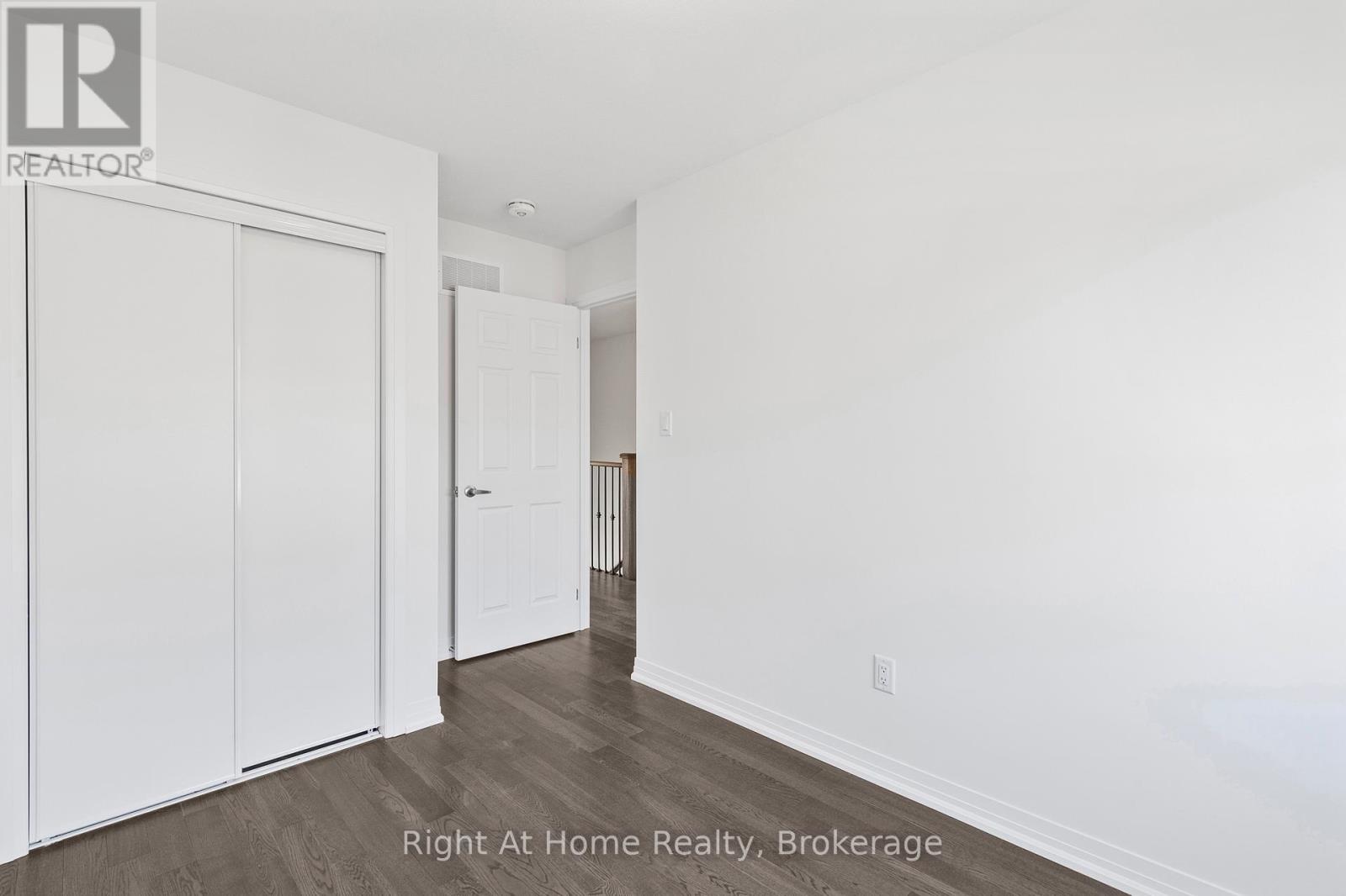 9 Lilac Lane, Thorold, Ontario  L0S 1K0 - Photo 24 - X12512394