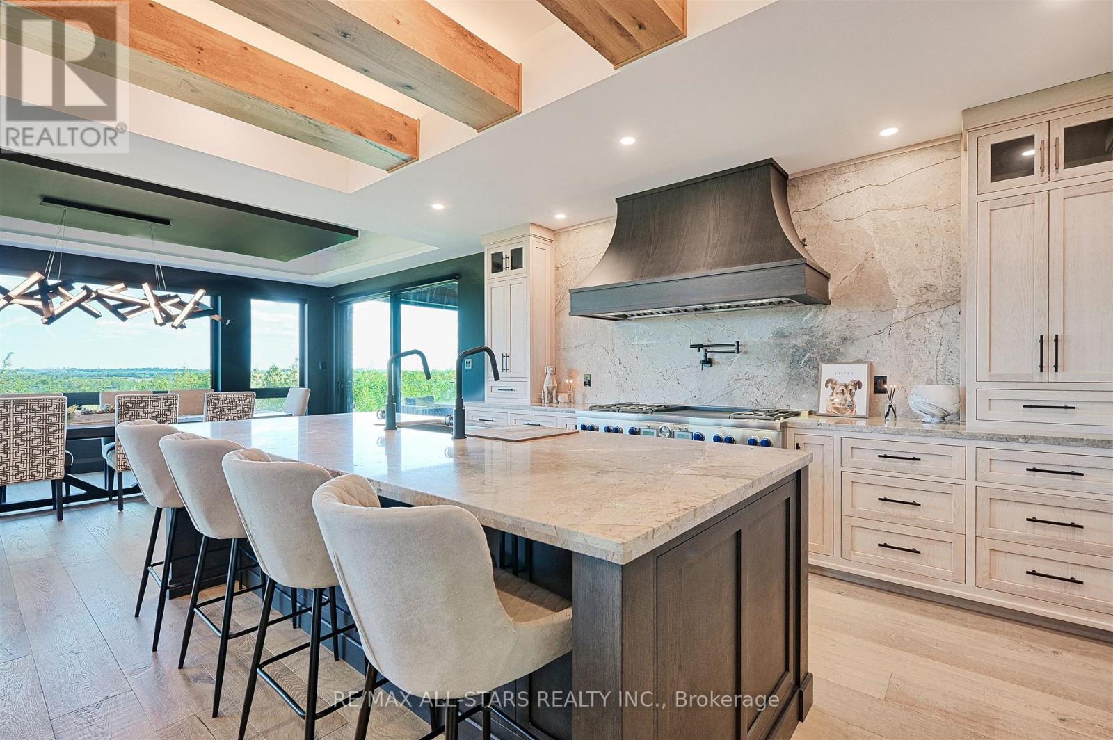 6374 Smith Boulevard, Georgina, Ontario  L0E 1N0 - Photo 14 - N12512262