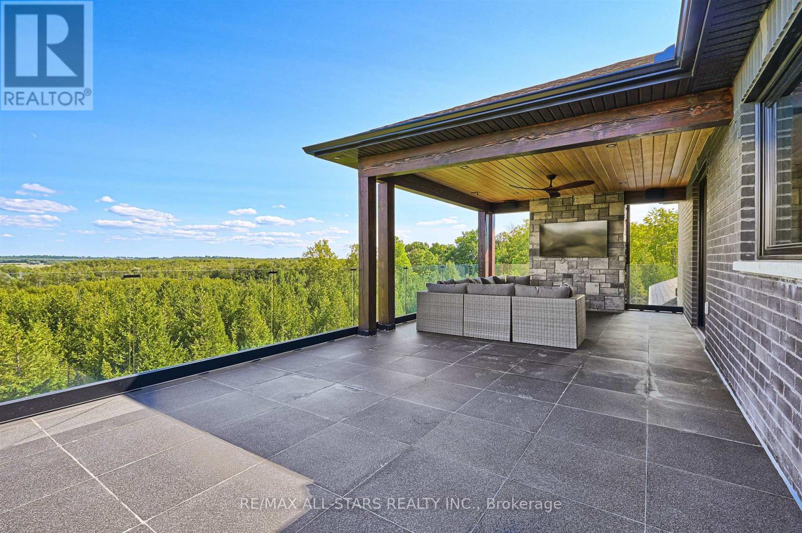 6374 Smith Boulevard, Georgina, Ontario  L0E 1N0 - Photo 24 - N12512262