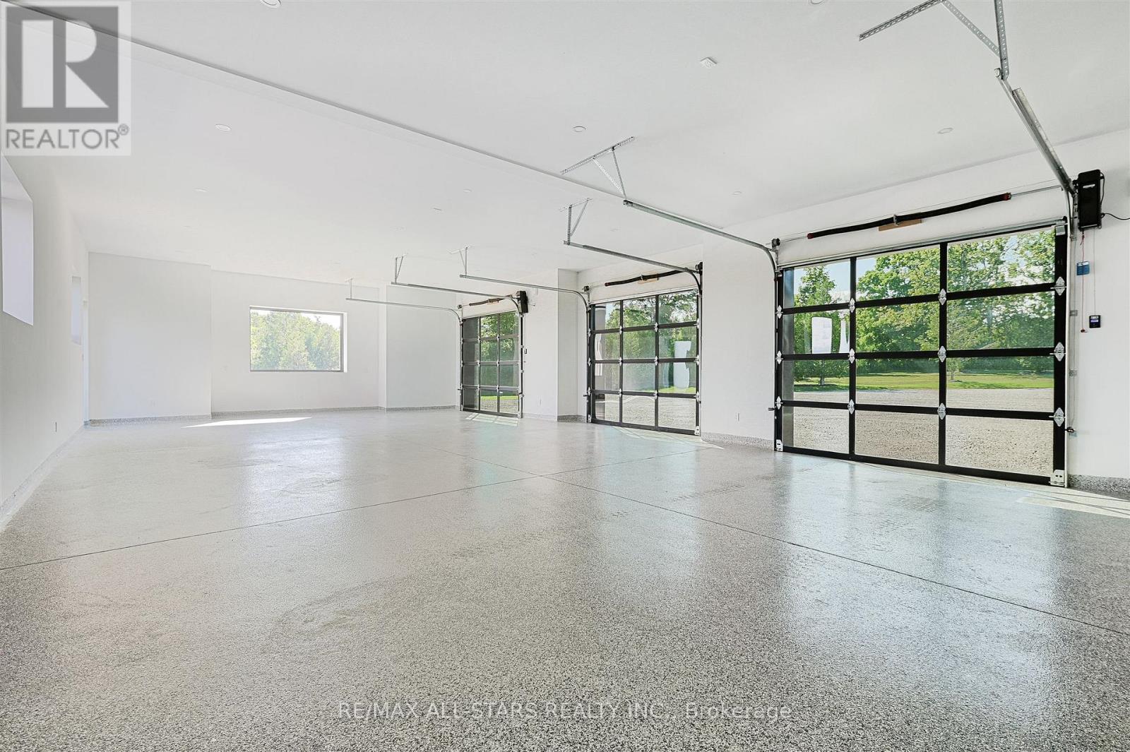 6374 Smith Boulevard, Georgina, Ontario  L0E 1N0 - Photo 42 - N12512262