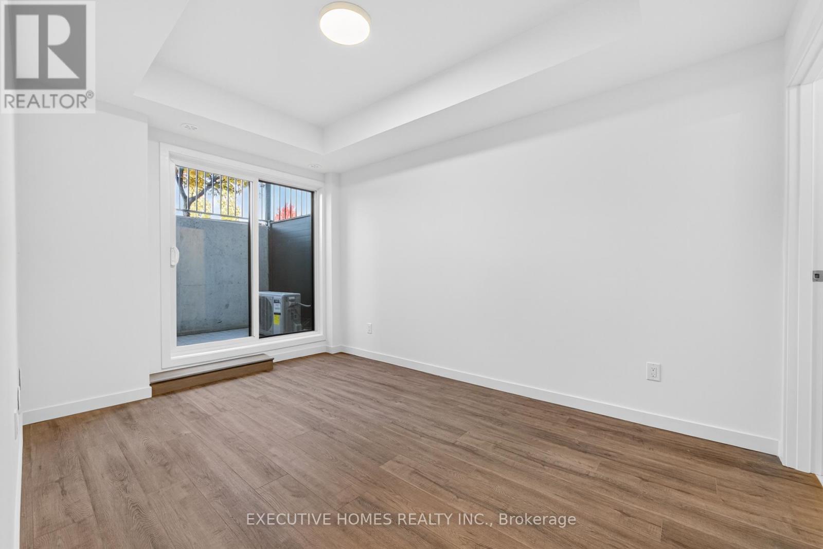 8 - 3175 Denison Street, Markham, Ontario  N2R 0R7 - Photo 30 - N12512274