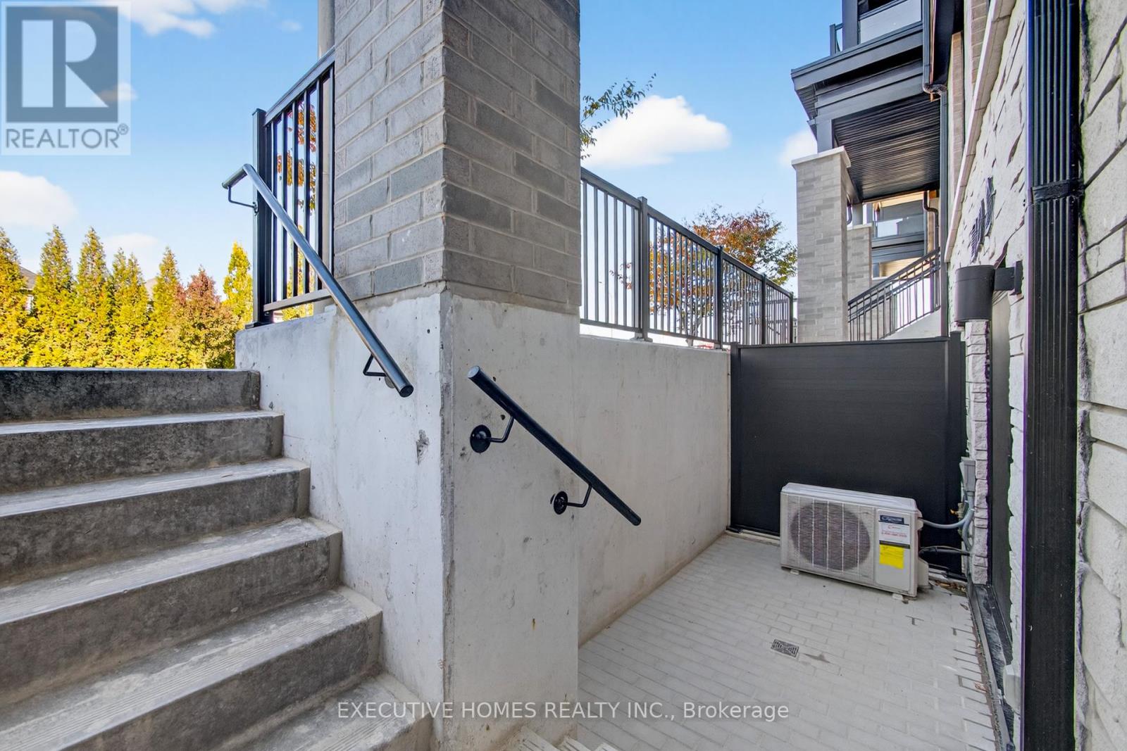 8 - 3175 Denison Street, Markham, Ontario  N2R 0R7 - Photo 39 - N12512274