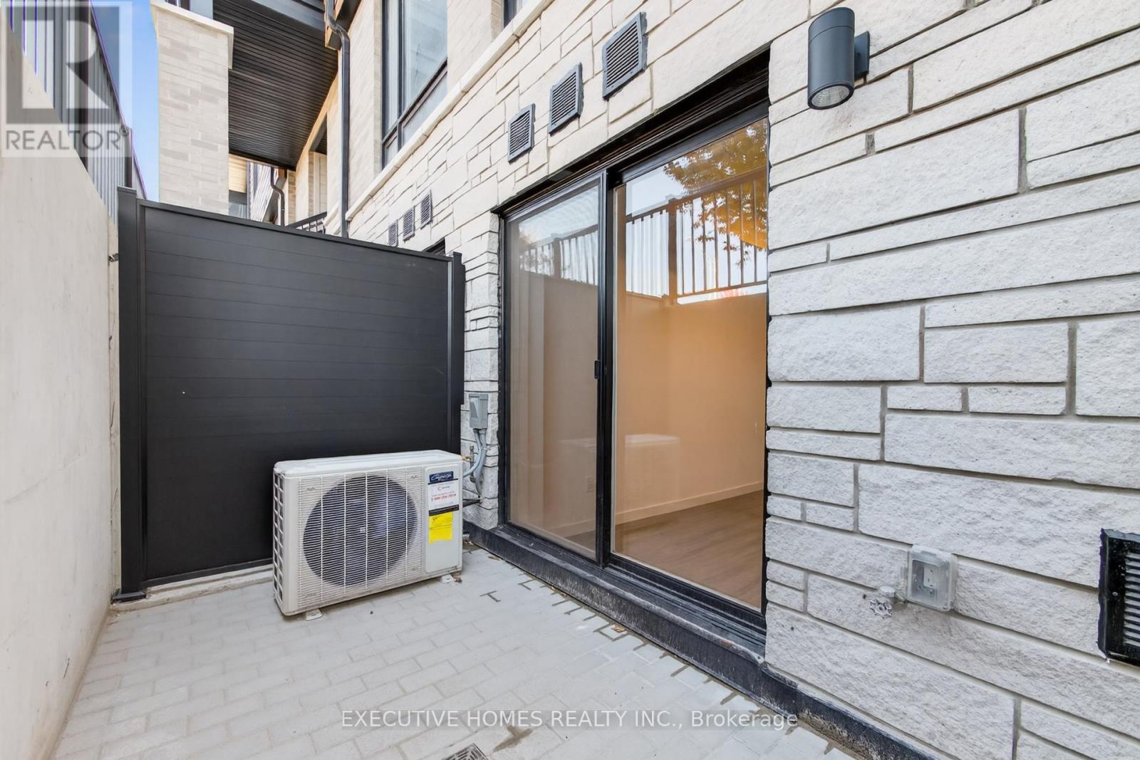 8 - 3175 Denison Street, Markham, Ontario  N2R 0R7 - Photo 41 - N12512274