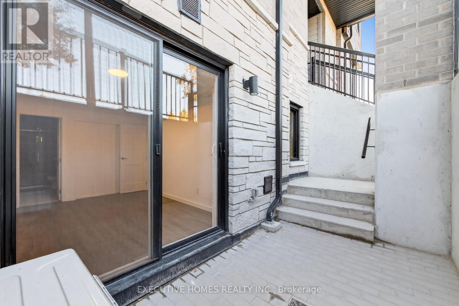 8 - 3175 Denison Street, Markham, Ontario  N2R 0R7 - Photo 42 - N12512274