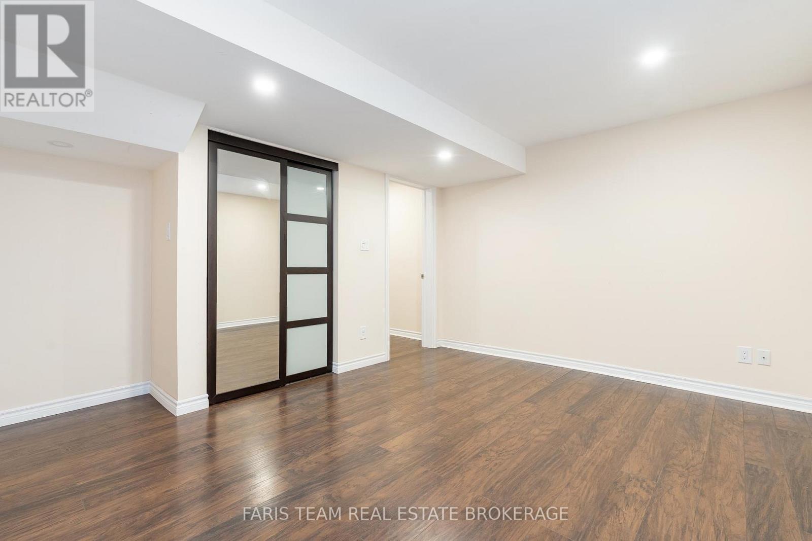 1198 Westmount Avenue, Innisfil, Ontario L9S 4Z7 - Photo 37 - N12512300