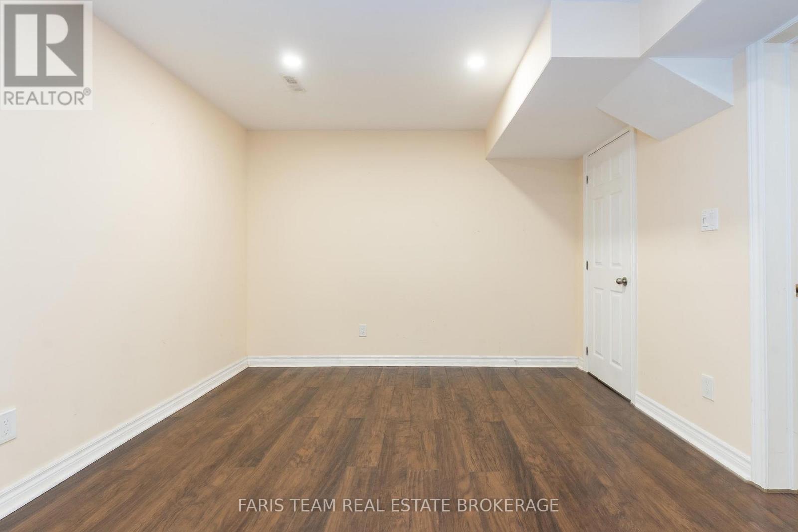 1198 Westmount Avenue, Innisfil, Ontario L9S 4Z7 - Photo 38 - N12512300