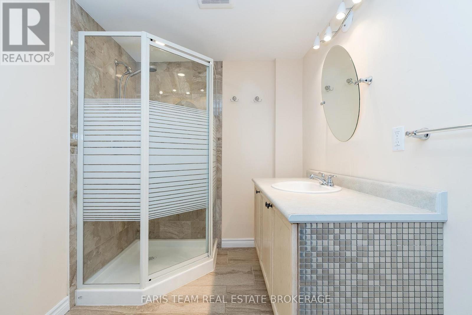 1198 Westmount Avenue, Innisfil, Ontario L9S 4Z7 - Photo 39 - N12512300