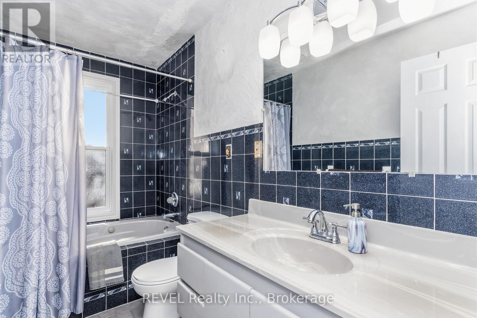 28 Park Street, Tay (Victoria Harbour), Ontario  L0K 2A0 - Photo 19 - S12512544