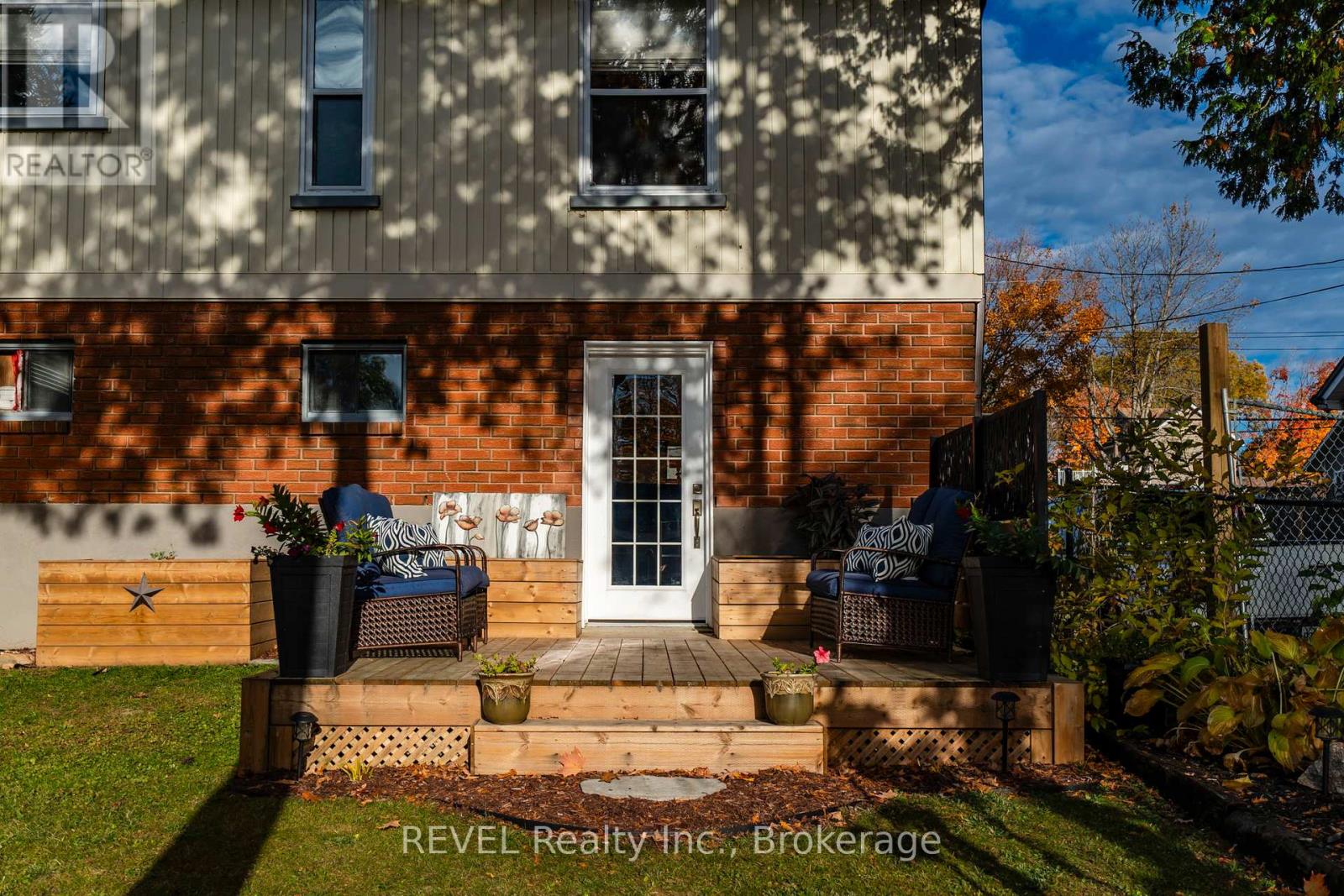 28 Park Street, Tay (Victoria Harbour), Ontario  L0K 2A0 - Photo 27 - S12512544