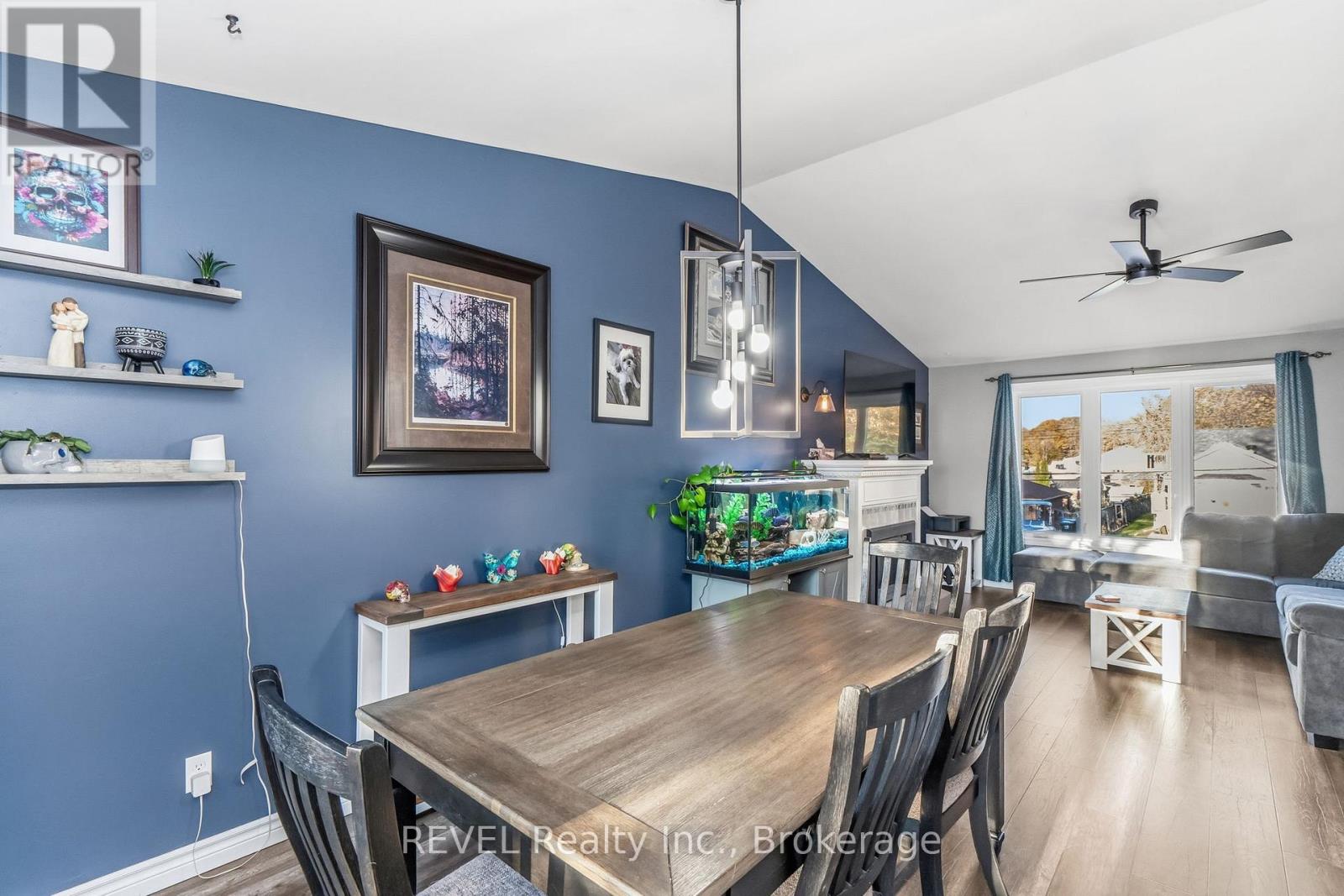 28 Park Street, Tay (Victoria Harbour), Ontario  L0K 2A0 - Photo 9 - S12512544