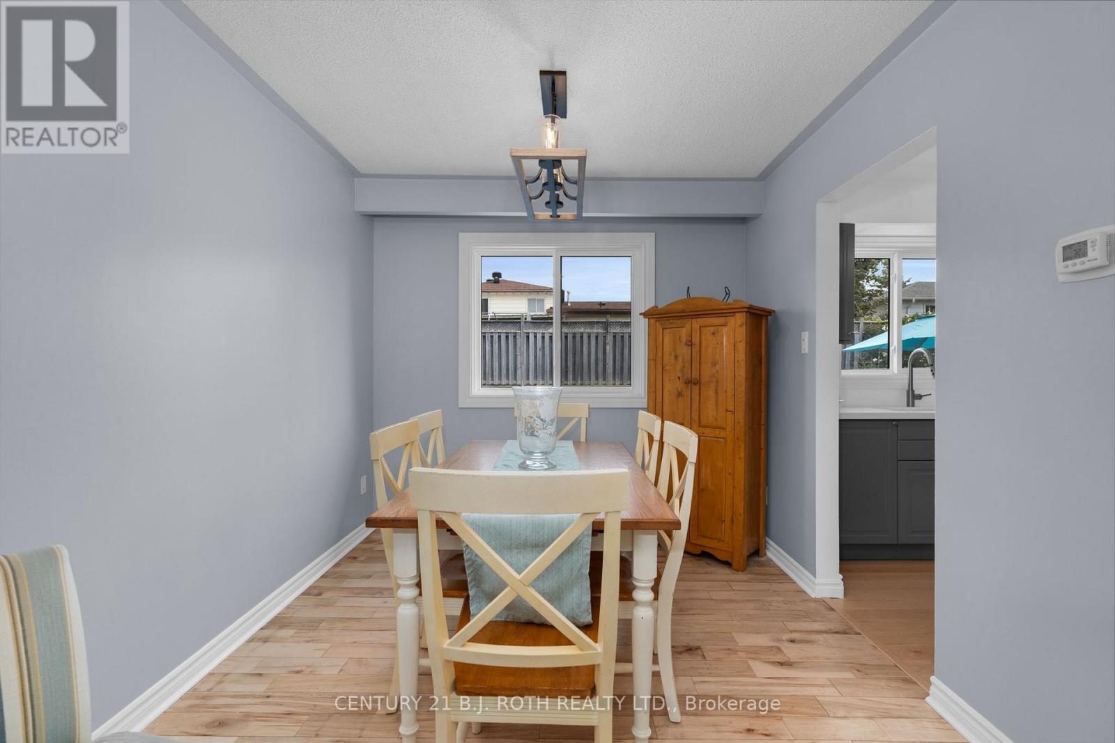 50 Belcourt Avenue, Barrie, Ontario  L4M 4E4 - Photo 9 - S12512258