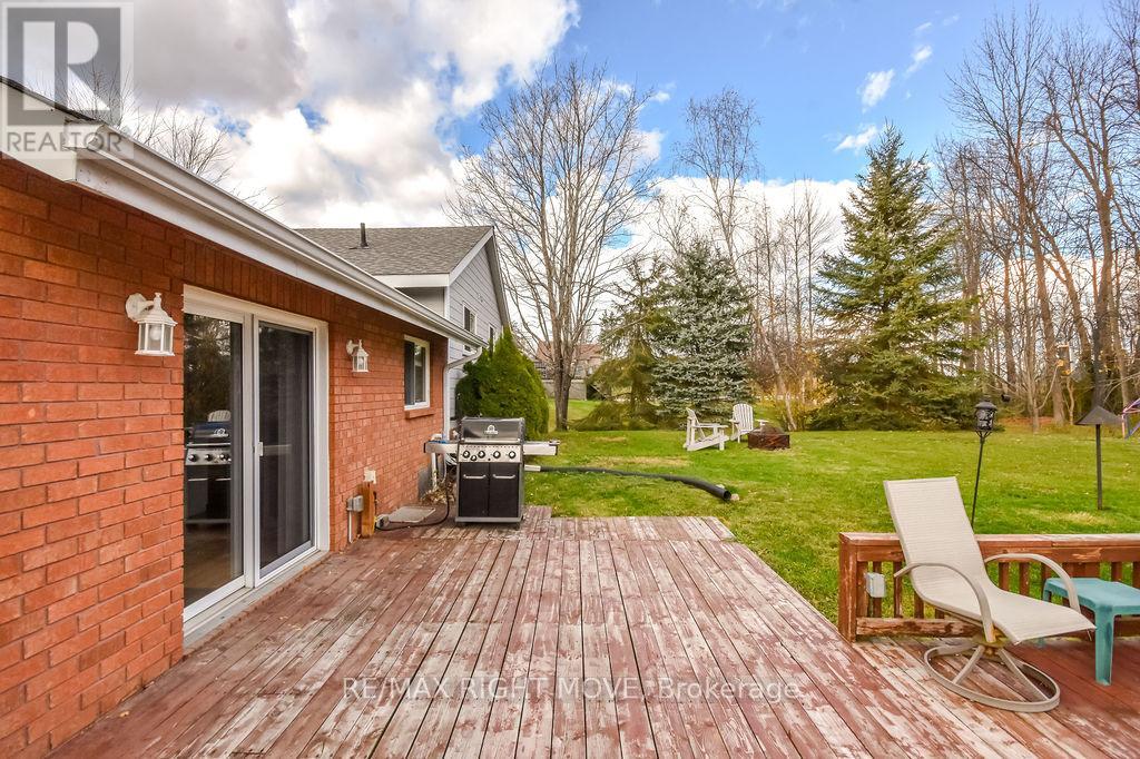 3811 Leo Crescent, Ramara, Ontario  L3V 0L1 - Photo 35 - S12512306