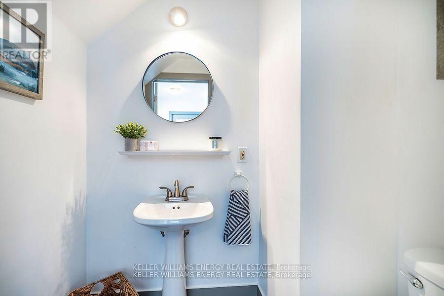 68 County 5 Road, Quinte West, Ontario  K0K 3M0 - Photo 4 - X12425796