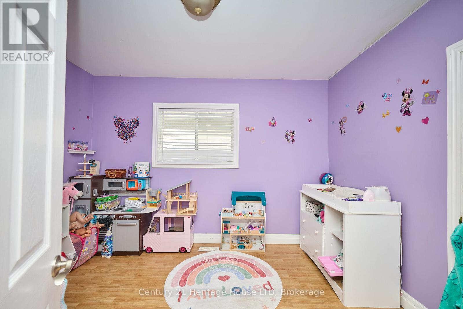 119 Page Street, St. Catharines (E. Chester), Ontario  L2R 4A8 - Photo 14 - X12512370