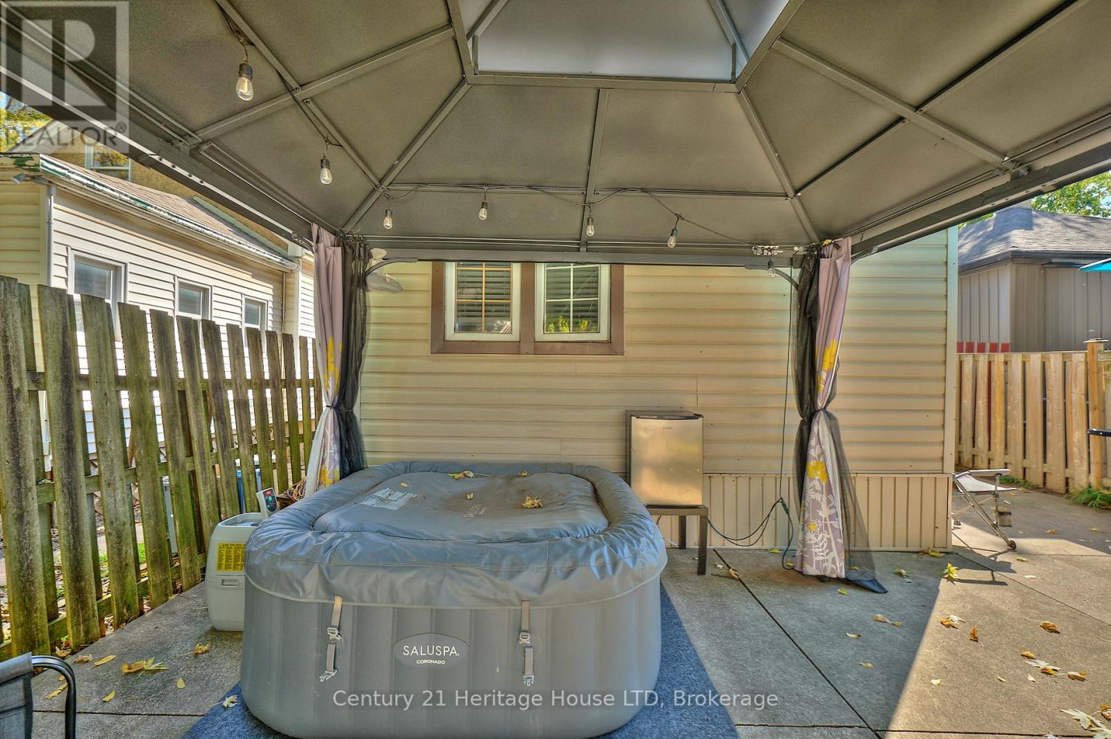 119 Page Street, St. Catharines (E. Chester), Ontario  L2R 4A8 - Photo 20 - X12512370