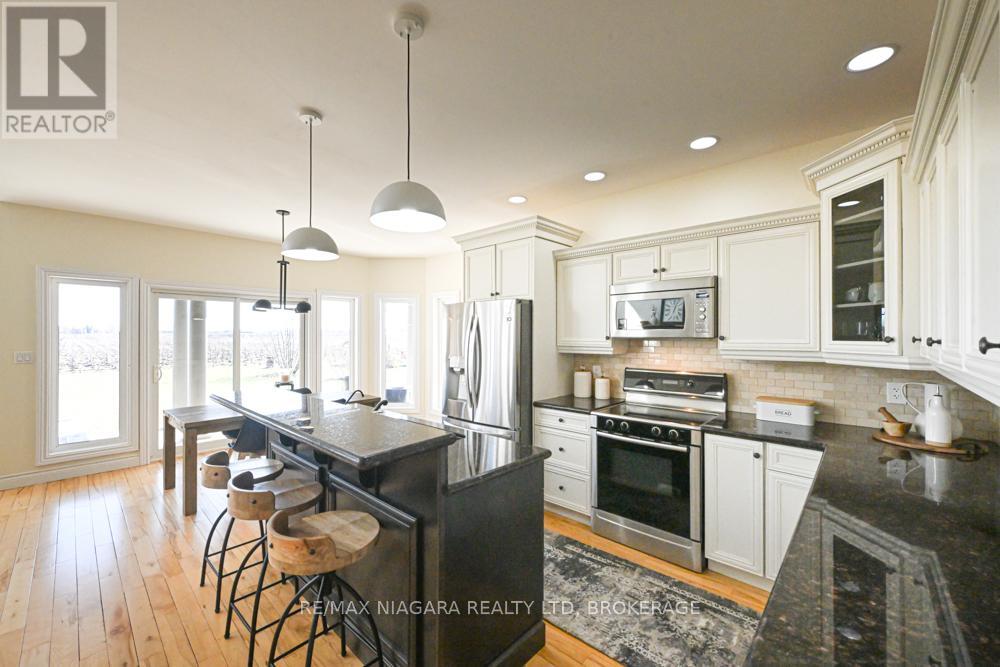 1065 Concession 3 Road, Niagara-On-The-Lake (Virgil), Ontario  L0S 1J0 - Photo 10 - X12512496