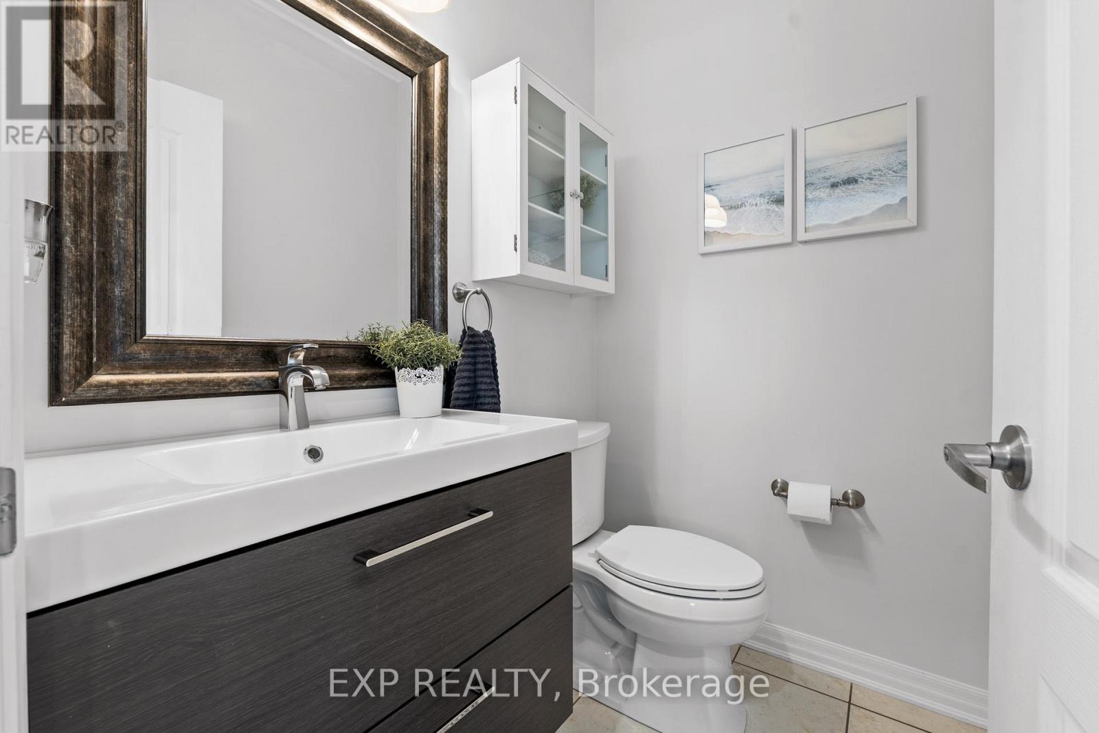 563 Fifty Road, Hamilton (Winona Park), Ontario  L8E 5T5 - Photo 8 - X12512592