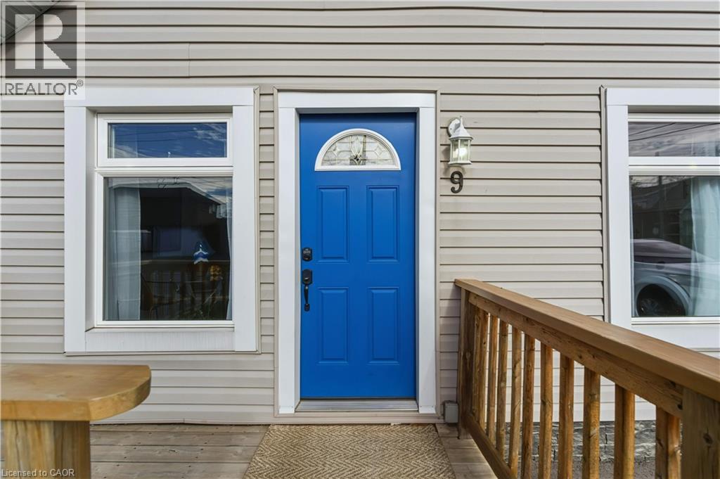 9 Hope Avenue, Hamilton, Ontario  L8H 2E1 - Photo 4 - 40785829