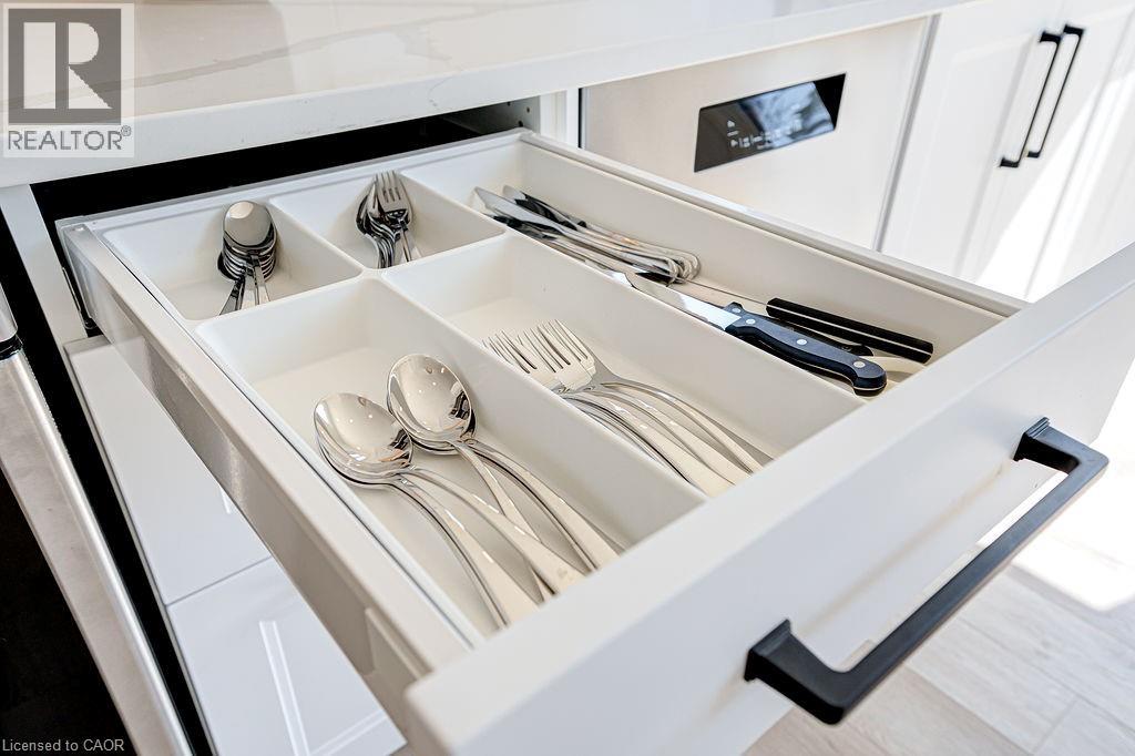 1456 Olga Drive Unit# 2, Burlington, Ontario  L7S 1L5 - Photo 18 - 40785806