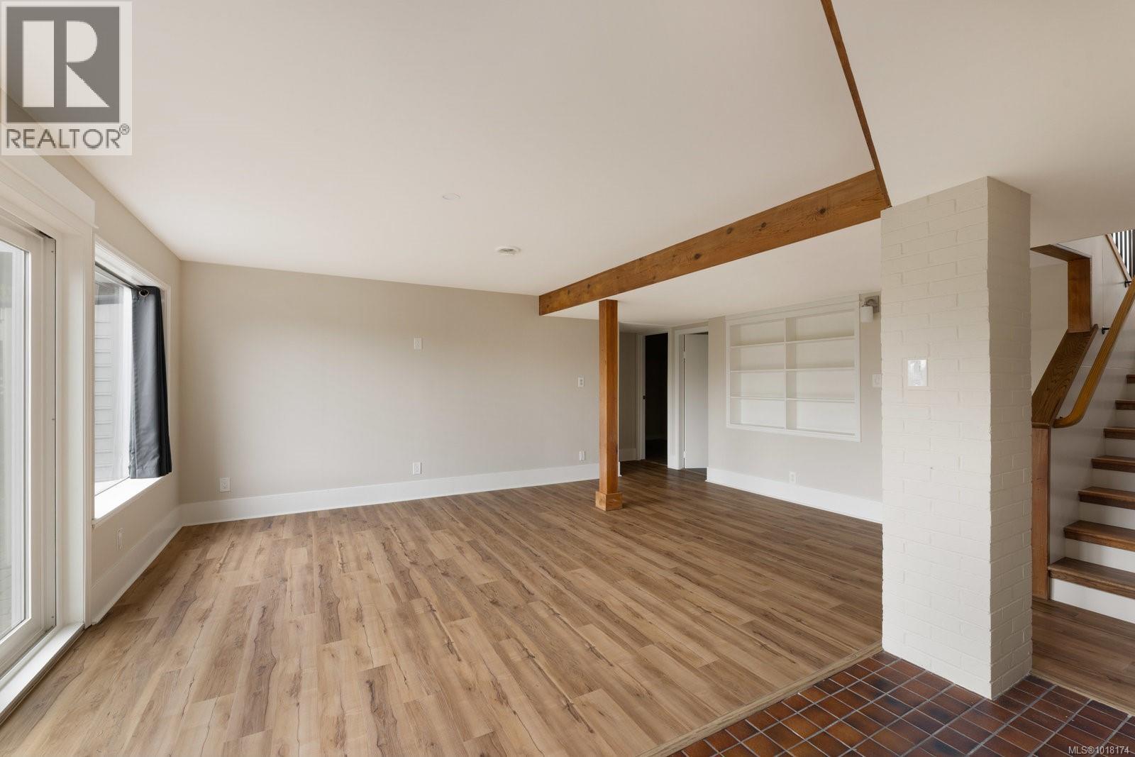 5055 Lochside Dr, Saanich, British Columbia  V8Y 2G1 - Photo 45 - 1018174