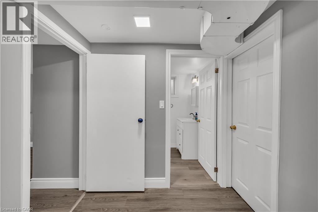 143 Highridge Avenue Unit# Lower, Hamilton, Ontario L8E 3L5 - Photo 19 - 40785767